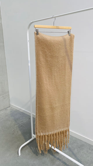 COLD COMFORT SCARF - BEIGE