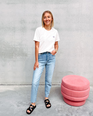 NICE DAY WHITE TEE - By Lenz