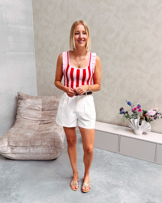 PURE WHITE SHORT