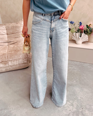 VIV STRAIGHT JEANS - LIGHT BLUE - By Lenz