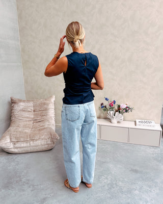 BRANDY BALLOON FIT JEANS - LIGHT BLUE