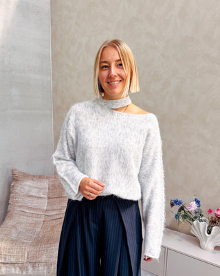 TRUDY KNITTED LONGSLEEVE - LIGHT GREY