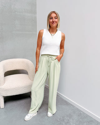 PISTACHIO COMFY PANT