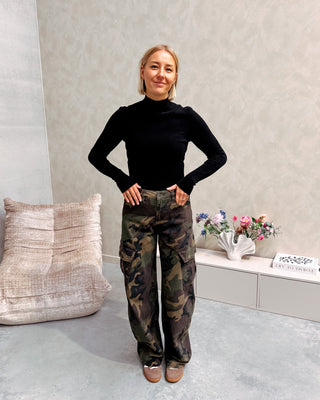 THE ARMY BABE BALLOON JEANS - By Lenz