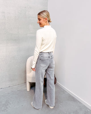 CUTEST SOFT BASIC KNIT - BEIGE - By Lenz