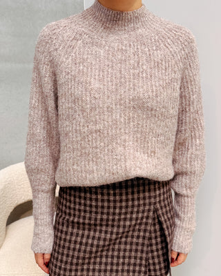 LYNN CUDDLY KNIT - TAUPE - By Lenz