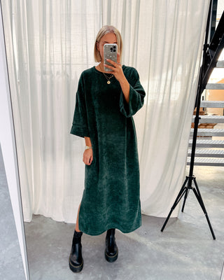 LOT VELOURS DRESS - DARK GREEN