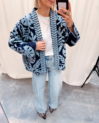 VIE JACKET - DARK BLUE/LIGHT BLUE FLOWERS - By Lenz