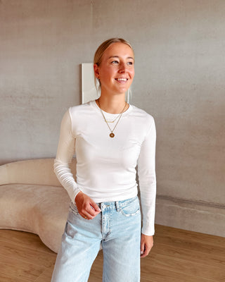 FLEUR FITTED LONGSLEEVE - WHITE