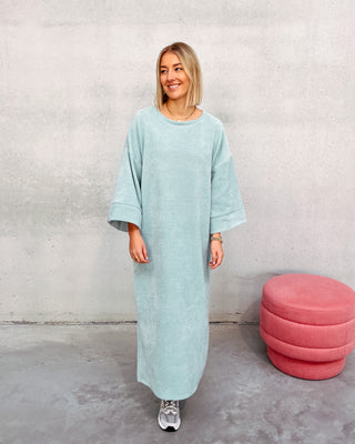 LOT VELOURS TSHIRT DRESS - TURQUOISE - By Lenz