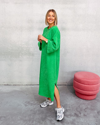 LOT VELOURS TSHIRT DRESS - GREEN - By Lenz