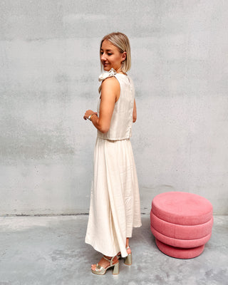 THE LINEN CREAM SKIRT - By Lenz