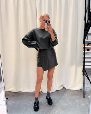 ANAIS LEATHER LOOK SKIRT - KAKI