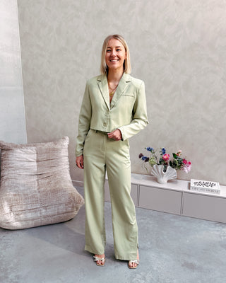 CLEO CROPPED BLAZER - GREEN - By Lenz