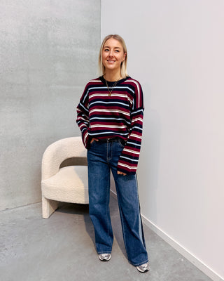 COLLEGE STRIPE OVERSIZED KNIT