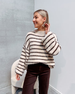 LATTE LINES KNIT