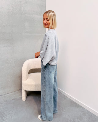 BASIC BUTTON SWEATER - GREY - By Lenz