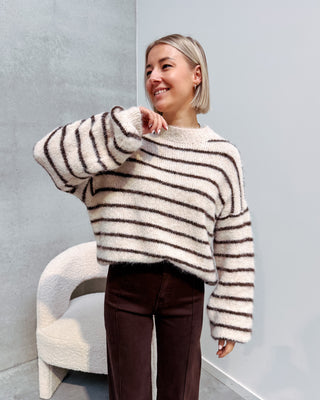 LATTE LINES KNIT