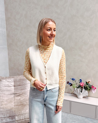 CREAM BUTTONED GILET - By Lenz