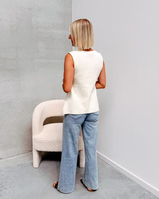 AURORA BUTTON GILET - BEIGE - By Lenz