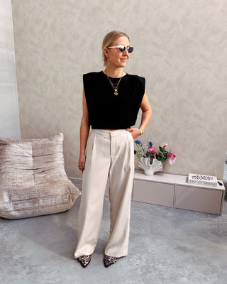 POWER SHOULDER TOP - BLACK - By Lenz