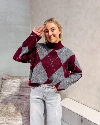 HIGHLAND COZY KNIT - BURGUNDY/ROSE - By Lenz